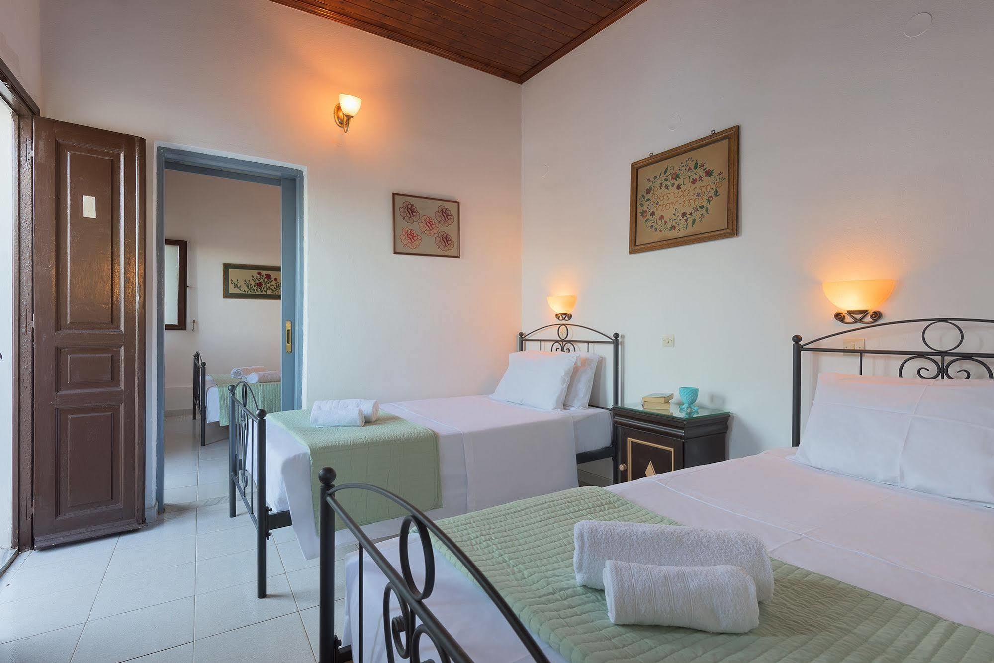 Erato Apartments Lindos  Exterior photo